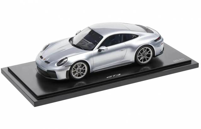 1/18 - 911 GT3 Touring : Suncoast Porsche Parts & Accessories